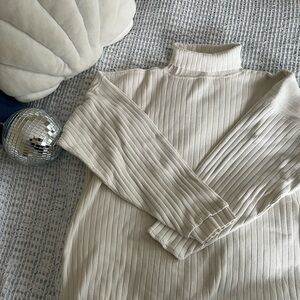 Cream Ribbed oversized Turtleneck Sweater Handmade True Vintage M-XXL